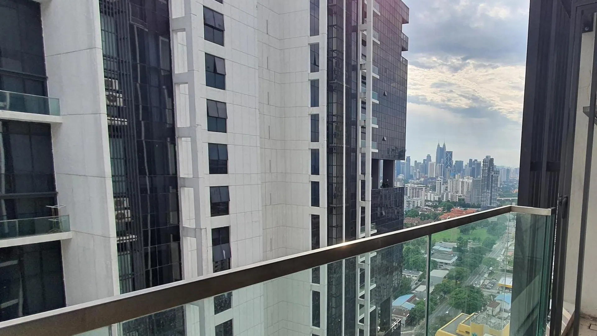 Mcity Jalan Ampang, Klcc Kuala Lumpur 0*,  Maleisië
